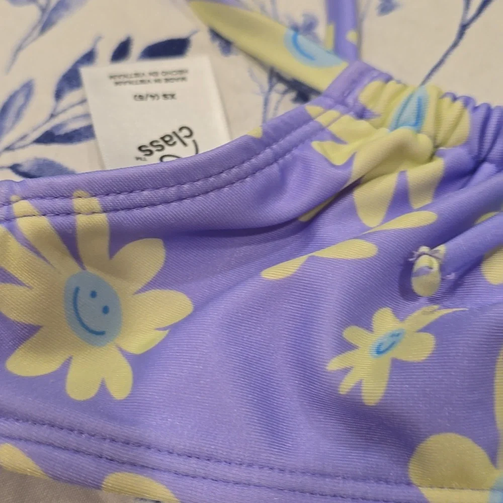 ❤️10/$13 New girls swim top